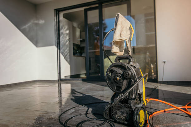 Best Sidewalk and Walkway Cleaning  in Stockdale, TX